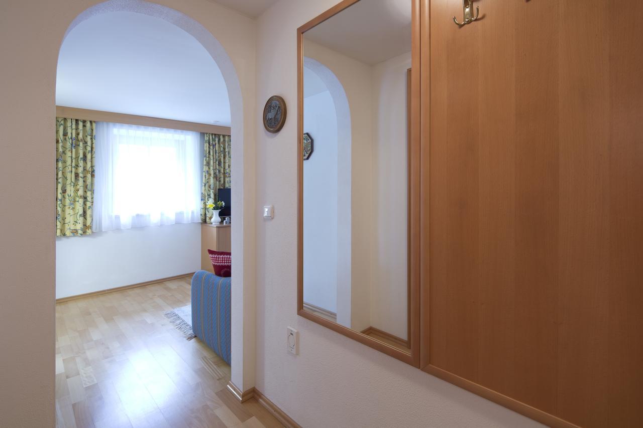 Gasthof Hotel Eiserne Hand ฮอคฟิลเซิน ภายนอก รูปภาพ